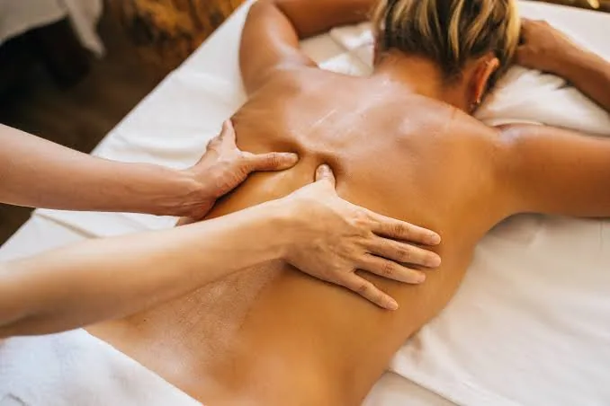 Relaxing Spa & Massage Experience — 1